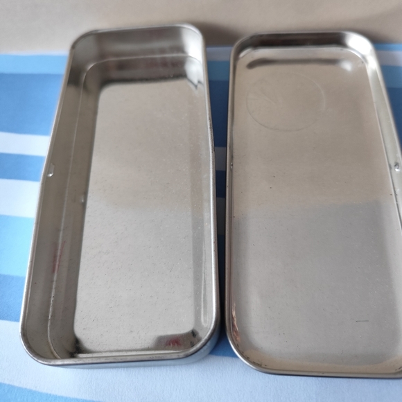 Vintage Disney Theme Park Exclusive Time Works Watch Metal Case ONLY - Picture 4 of 6